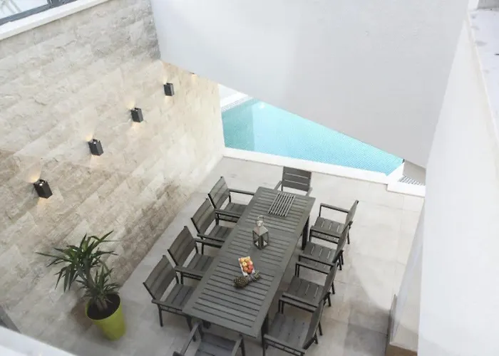 Willa Elegant Cozy With Beautiful Features Trogir
