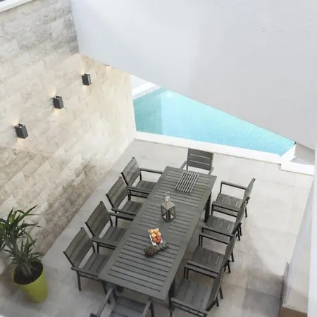 Vila Elegant Cozy With Beautiful Features Trogir